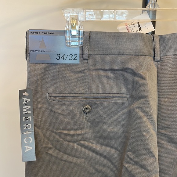 New with tags Mens Perry Ellis gray dress pants. Size 34/32. - Picture 3 of 3